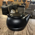 #25-BLK-P Hy-c 2.5QT Cast Iron Kettle Steamer Wood/coal/pellet Stove. Fixed Price $42.99.