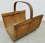 Vtg Split Oak Splint Wood Fireplace Log Kindling Basket Caddy W/handle 17X15X17H. Fixed Price $39.99.