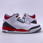 Air Jordan Retro "fire Red" 2022 Size 8.5 DN3707 160 (15203-14). Fixed Price $291.00.