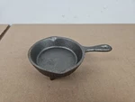 American Girl Pleasant Company Addy Cast Iron Skillet Sweet Potato 1993. Fixed Price $29.99.