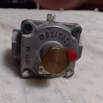 Maxitrol RV47CLSR Poppet Style Gas Regulator 1/2 Psi 4" Natural & Lp. Fixed Price $39.99.