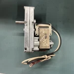 Gleason Avery Piazzetta Auger Motor (902)2516-A07261-1247. Fixed Price $130.00.