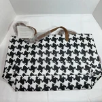 Thirty One Modern Tote Classic Hound Tooth Pebble. Fixed Price $21.00.